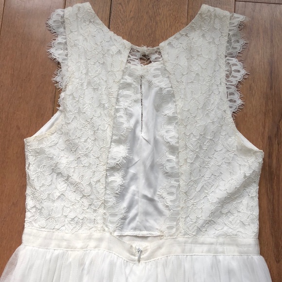 Francescas medium cream lace tulle dress - Picture 6 of 8